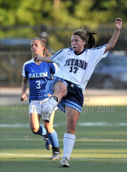 Thumbnail 2 in Salem vs Nashua North photogallery.