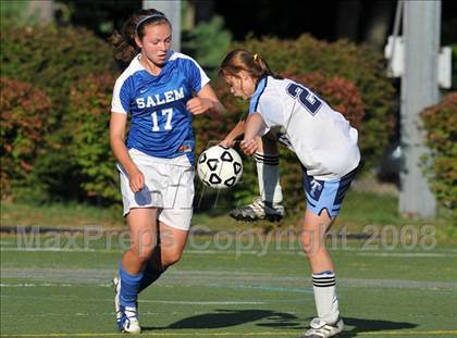 Thumbnail 2 in Salem vs Nashua North photogallery.