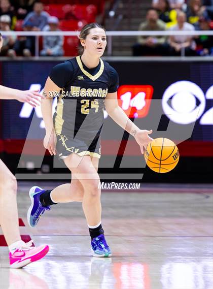 Thumbnail 1 in Bountiful vs. Wasatch (UHSAA 5A Final) photogallery.