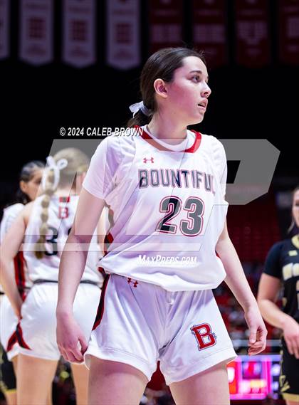 Thumbnail 1 in Bountiful vs. Wasatch (UHSAA 5A Final) photogallery.