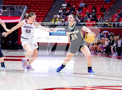 Thumbnail 1 in Bountiful vs. Wasatch (UHSAA 5A Final) photogallery.
