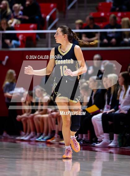 Thumbnail 1 in Bountiful vs. Wasatch (UHSAA 5A Final) photogallery.