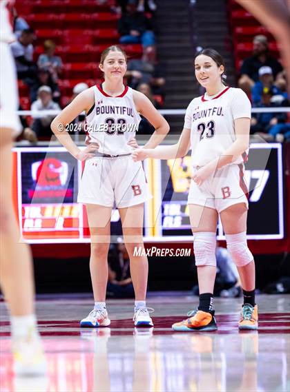 Thumbnail 2 in Bountiful vs. Wasatch (UHSAA 5A Final) photogallery.