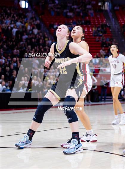 Thumbnail 2 in Bountiful vs. Wasatch (UHSAA 5A Final) photogallery.