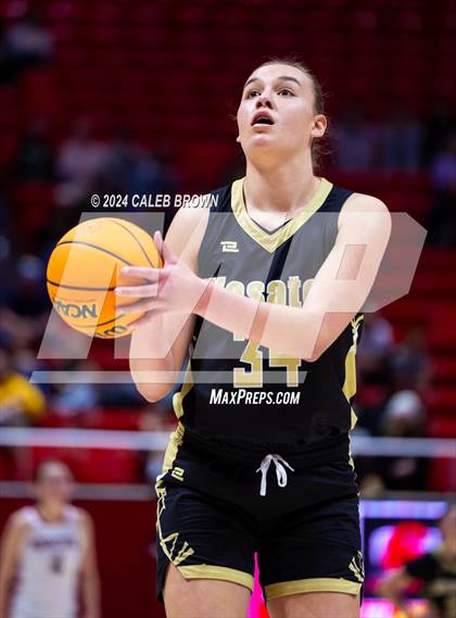 Thumbnail 3 in Bountiful vs. Wasatch (UHSAA 5A Final) photogallery.