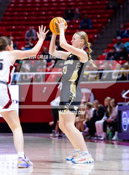 Thumbnail 1 in Bountiful vs. Wasatch (UHSAA 5A Final) photogallery.