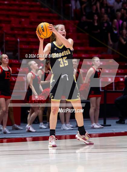 Thumbnail 3 in Bountiful vs. Wasatch (UHSAA 5A Final) photogallery.