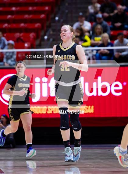 Thumbnail 2 in Bountiful vs. Wasatch (UHSAA 5A Final) photogallery.