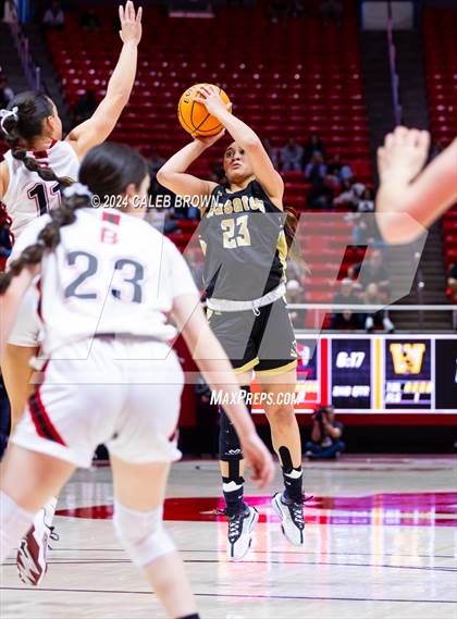 Thumbnail 2 in Bountiful vs. Wasatch (UHSAA 5A Final) photogallery.