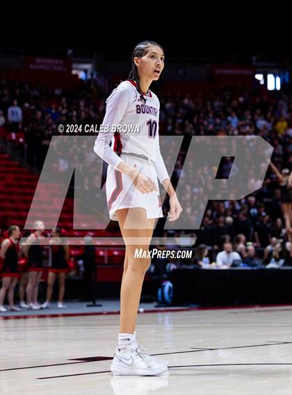 Thumbnail 2 in Bountiful vs. Wasatch (UHSAA 5A Final) photogallery.