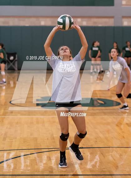 Thumbnail 3 in O'Connor @ Reagan [Ronald] (Scrimmage) photogallery.