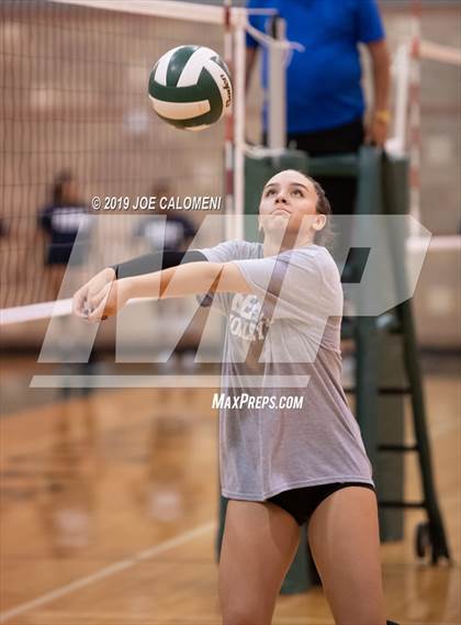 Thumbnail 3 in O'Connor @ Reagan [Ronald] (Scrimmage) photogallery.