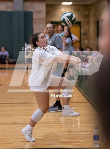 Thumbnail 3 in O'Connor @ Reagan [Ronald] (Scrimmage) photogallery.