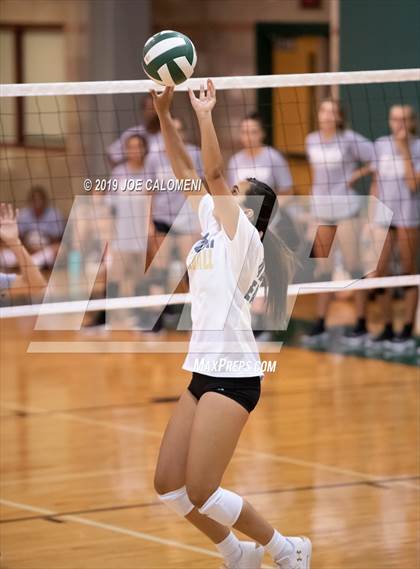 Thumbnail 2 in O'Connor @ Reagan [Ronald] (Scrimmage) photogallery.