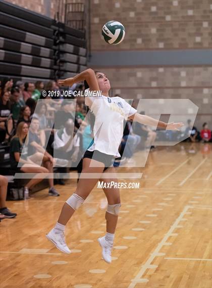 Thumbnail 2 in O'Connor @ Reagan [Ronald] (Scrimmage) photogallery.