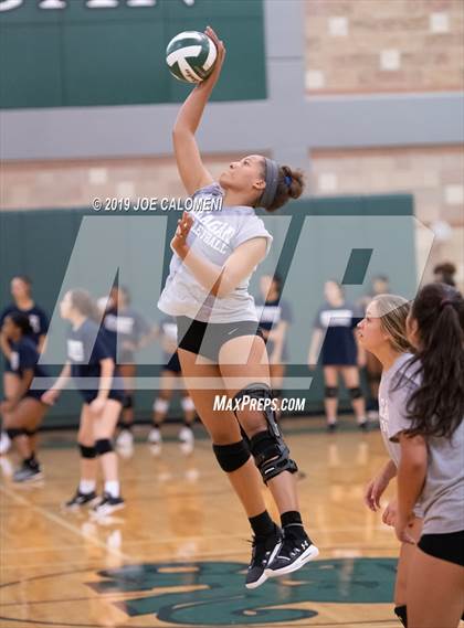 Thumbnail 3 in O'Connor @ Reagan [Ronald] (Scrimmage) photogallery.