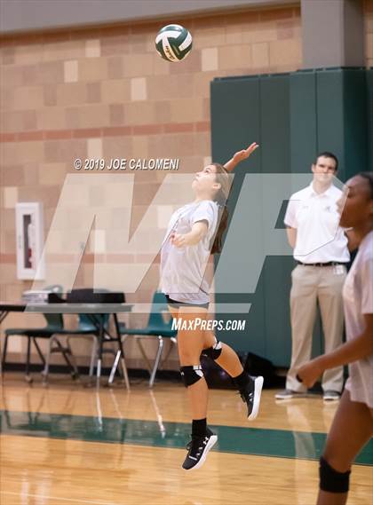 Thumbnail 1 in O'Connor @ Reagan [Ronald] (Scrimmage) photogallery.