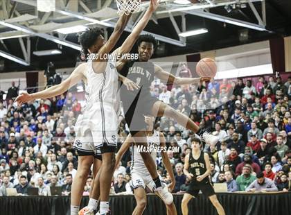 Thumbnail 3 in Sierra Canyon vs. Paul VI (Spalding Hoophall Classic) photogallery.