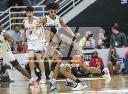 Thumbnail 2 in Sierra Canyon vs. Paul VI (Spalding Hoophall Classic) photogallery.