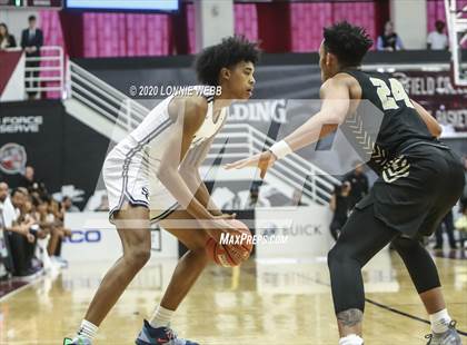 Thumbnail 3 in Sierra Canyon vs. Paul VI (Spalding Hoophall Classic) photogallery.