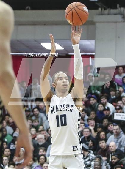 Thumbnail 2 in Sierra Canyon vs. Paul VI (Spalding Hoophall Classic) photogallery.