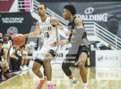 Thumbnail 3 in Sierra Canyon vs. Paul VI (Spalding Hoophall Classic) photogallery.