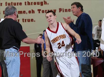 Thumbnail 2 in La Jolla Country Day @ Torrey Pines (MaxPreps Holiday Classic) photogallery.