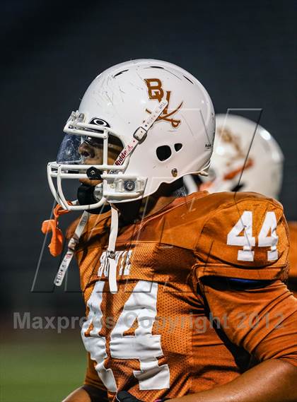 Thumbnail 1 in Paschal @ Bowie photogallery.