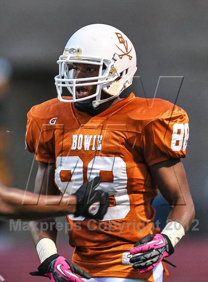 Thumbnail 3 in Paschal @ Bowie photogallery.
