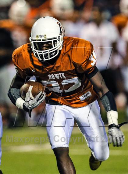 Thumbnail 2 in Paschal @ Bowie photogallery.
