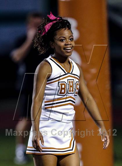 Thumbnail 3 in Paschal @ Bowie photogallery.