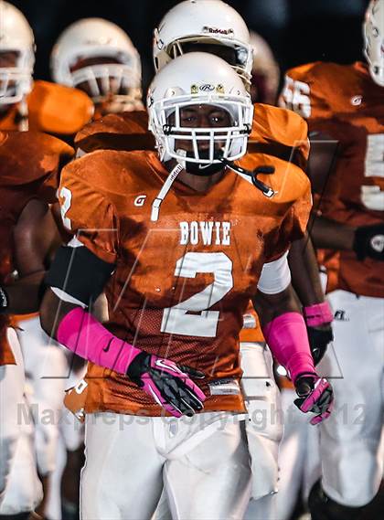 Thumbnail 3 in Paschal @ Bowie photogallery.