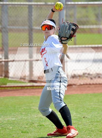 Thumbnail 2 in Rancho @ Doral Academy Red Rock photogallery.