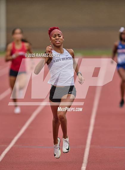 Thumbnail 2 in UIL 6A Track & Field District Prelims (400M) photogallery.