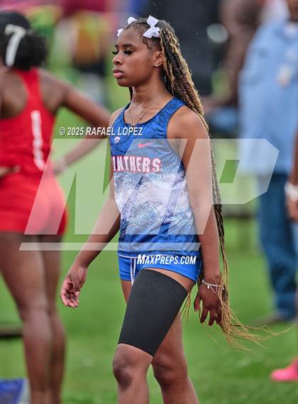 Thumbnail 2 in UIL 6A Track & Field District Prelims (400M) photogallery.
