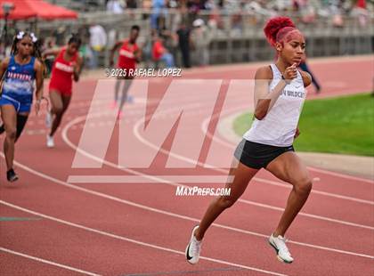 Thumbnail 3 in UIL 6A Track & Field District Prelims (400M) photogallery.