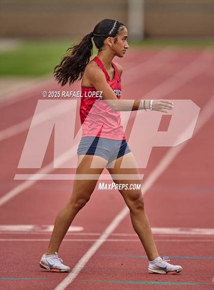 Thumbnail 1 in UIL 6A Track & Field District Prelims (400M) photogallery.