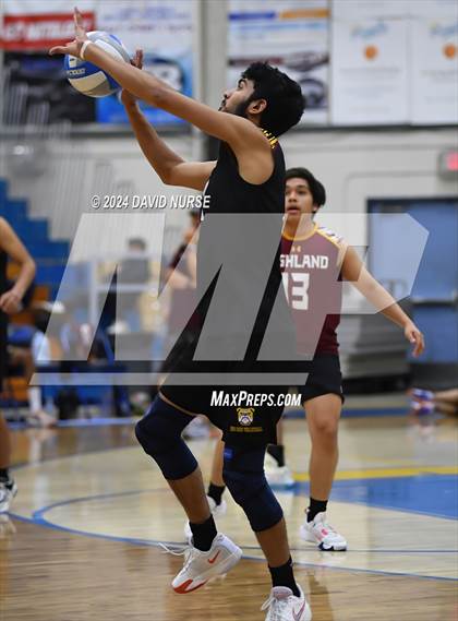 Thumbnail 1 in Highland @ Quartz Hill photogallery.