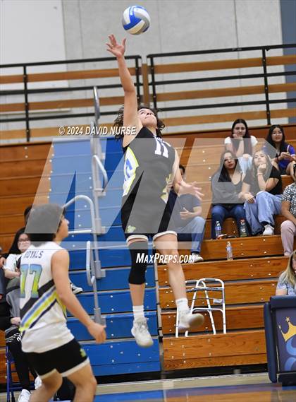 Thumbnail 1 in Highland @ Quartz Hill photogallery.