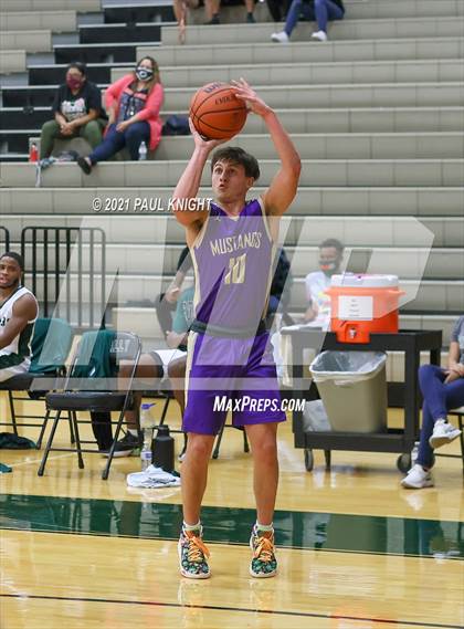Thumbnail 1 in Marble Falls @ Pflugerville Connally photogallery.