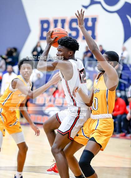 Thumbnail 2 in Nimitz vs. Fort Bend Austin (FBISD Invitational) photogallery.