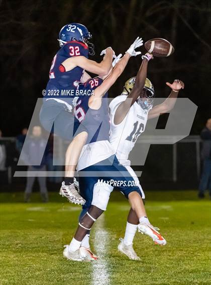 Thumbnail 2 in Pembroke @ Foxborough (MIAA Division 4 Round of 16) photogallery.