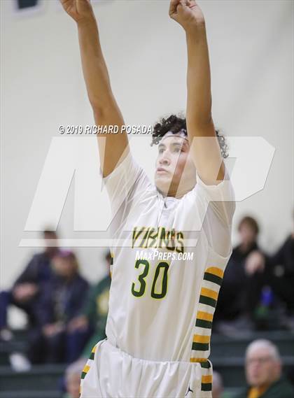 Thumbnail 2 in JV: Reedley @ Kingsburg photogallery.