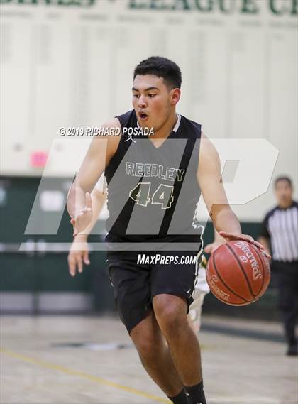 Thumbnail 1 in JV: Reedley @ Kingsburg photogallery.