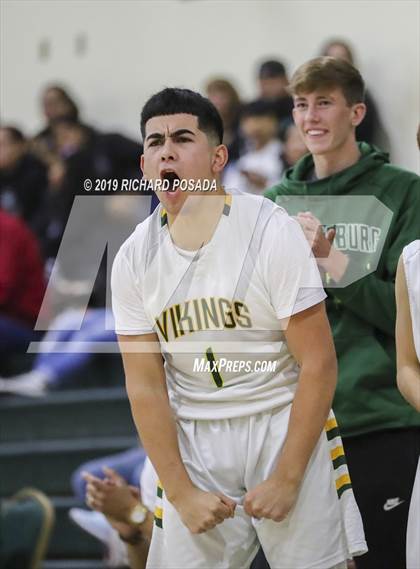 Thumbnail 2 in JV: Reedley @ Kingsburg photogallery.