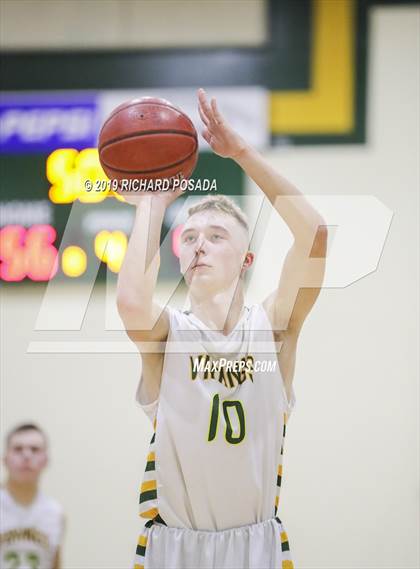 Thumbnail 1 in JV: Reedley @ Kingsburg photogallery.