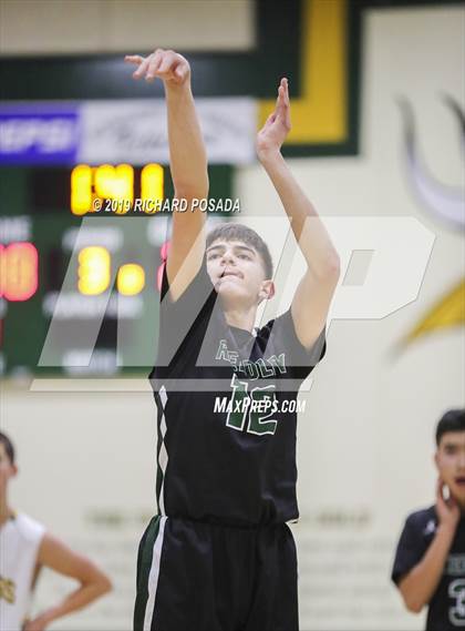 Thumbnail 3 in JV: Reedley @ Kingsburg photogallery.