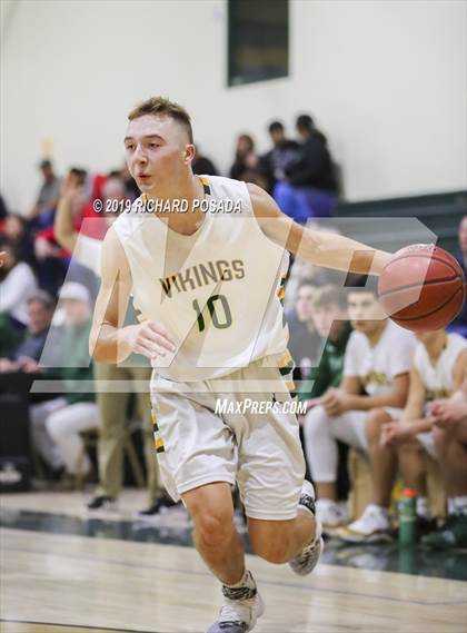 Thumbnail 2 in JV: Reedley @ Kingsburg photogallery.