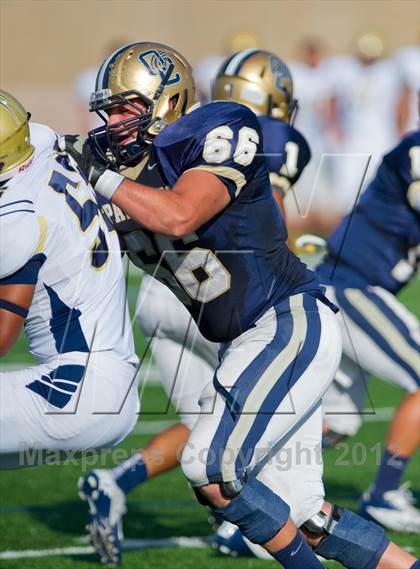 Thumbnail 2 in Alexander vs. O'Connor (UIL 5A Division 1 Regional Playoff) photogallery.