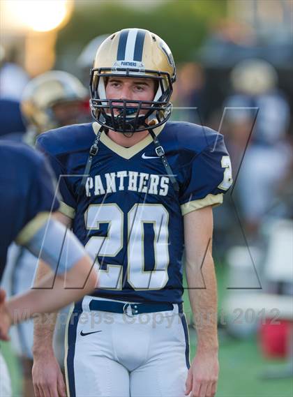 Thumbnail 2 in Alexander vs. O'Connor (UIL 5A Division 1 Regional Playoff) photogallery.